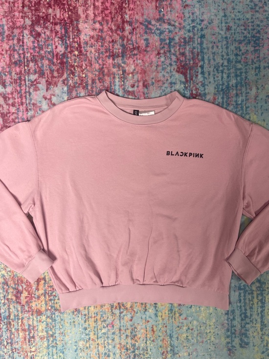 H&M Sweaters - H&M Pink BLACKPINK Logo Crewneck Sweatshirt